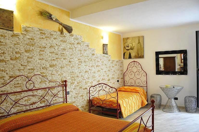 ריומאג'ורה Michela Rooms מראה חיצוני תמונה